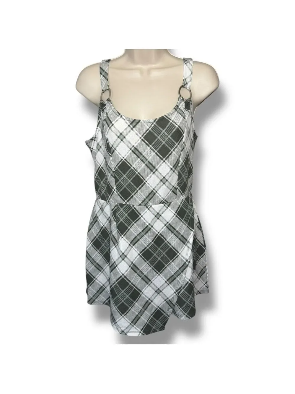 No Boundaries Junior’s Plaid Romper Green/White Size Large